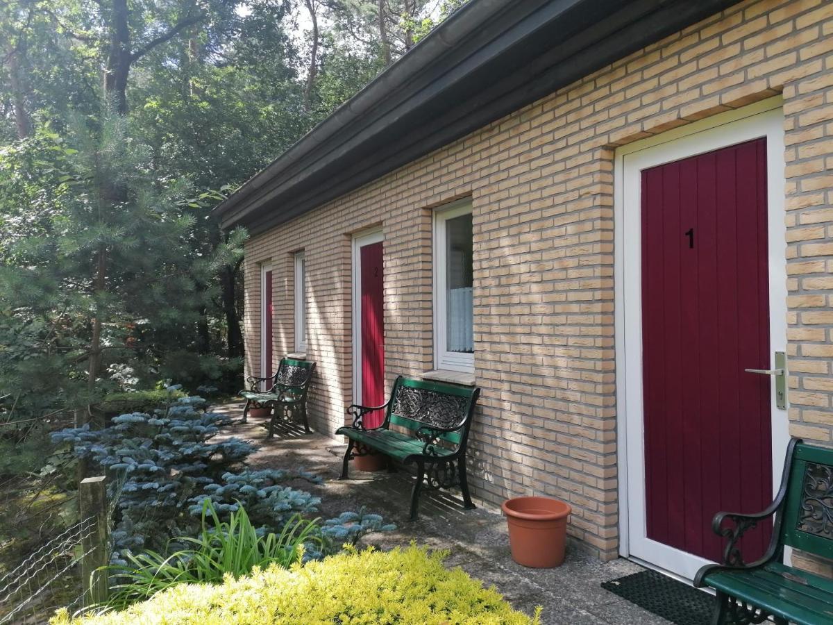Waldjugendherberge Uelsen Exteriör bild